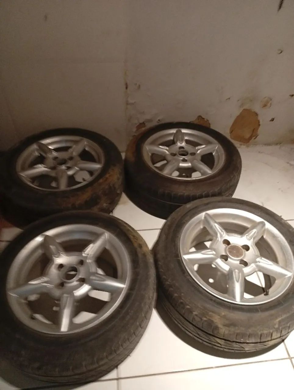 4 pneus - Foto 2