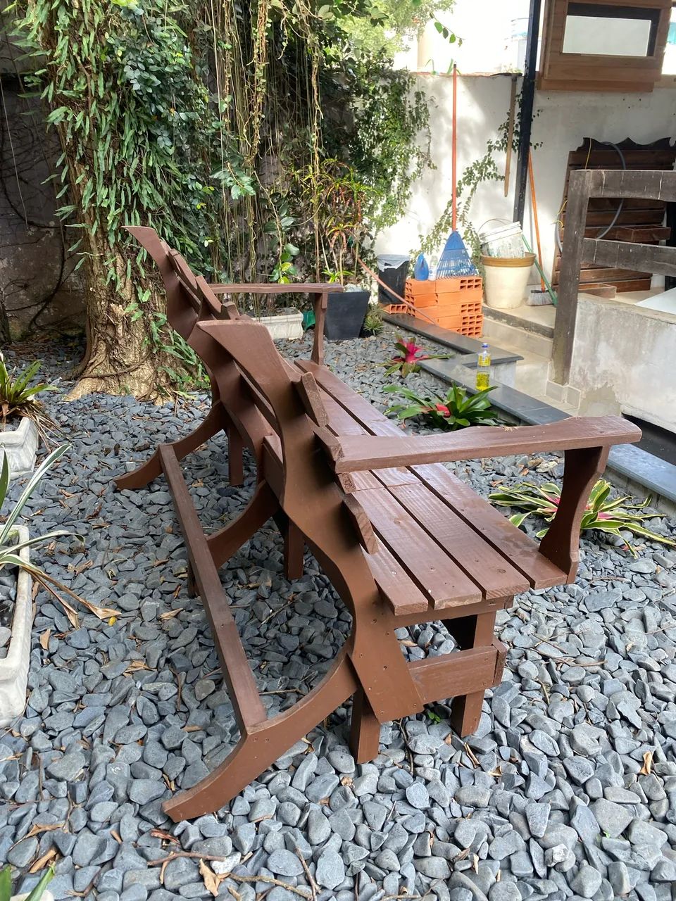 Bancos de madeira - Foto 5