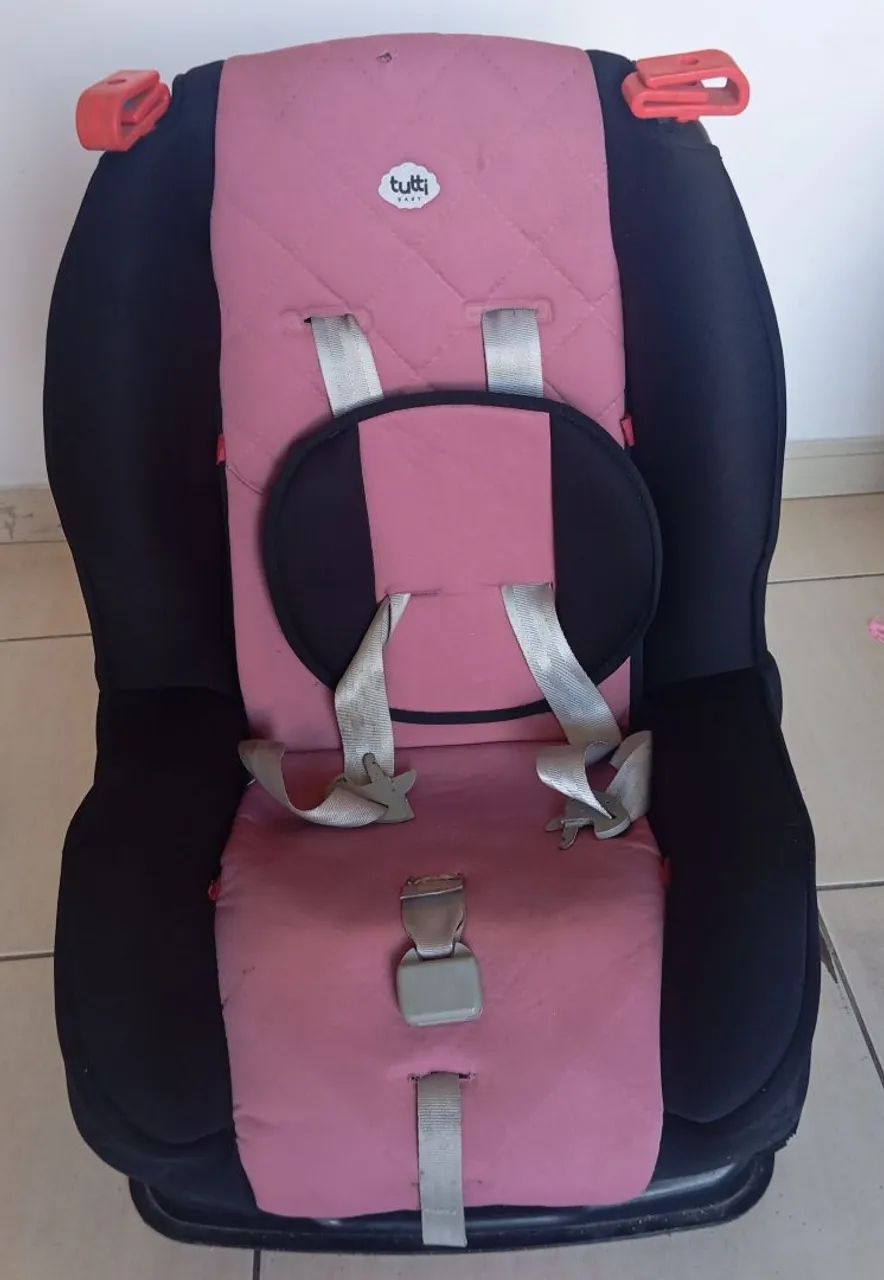Vendo cadeira de carro para bebê 