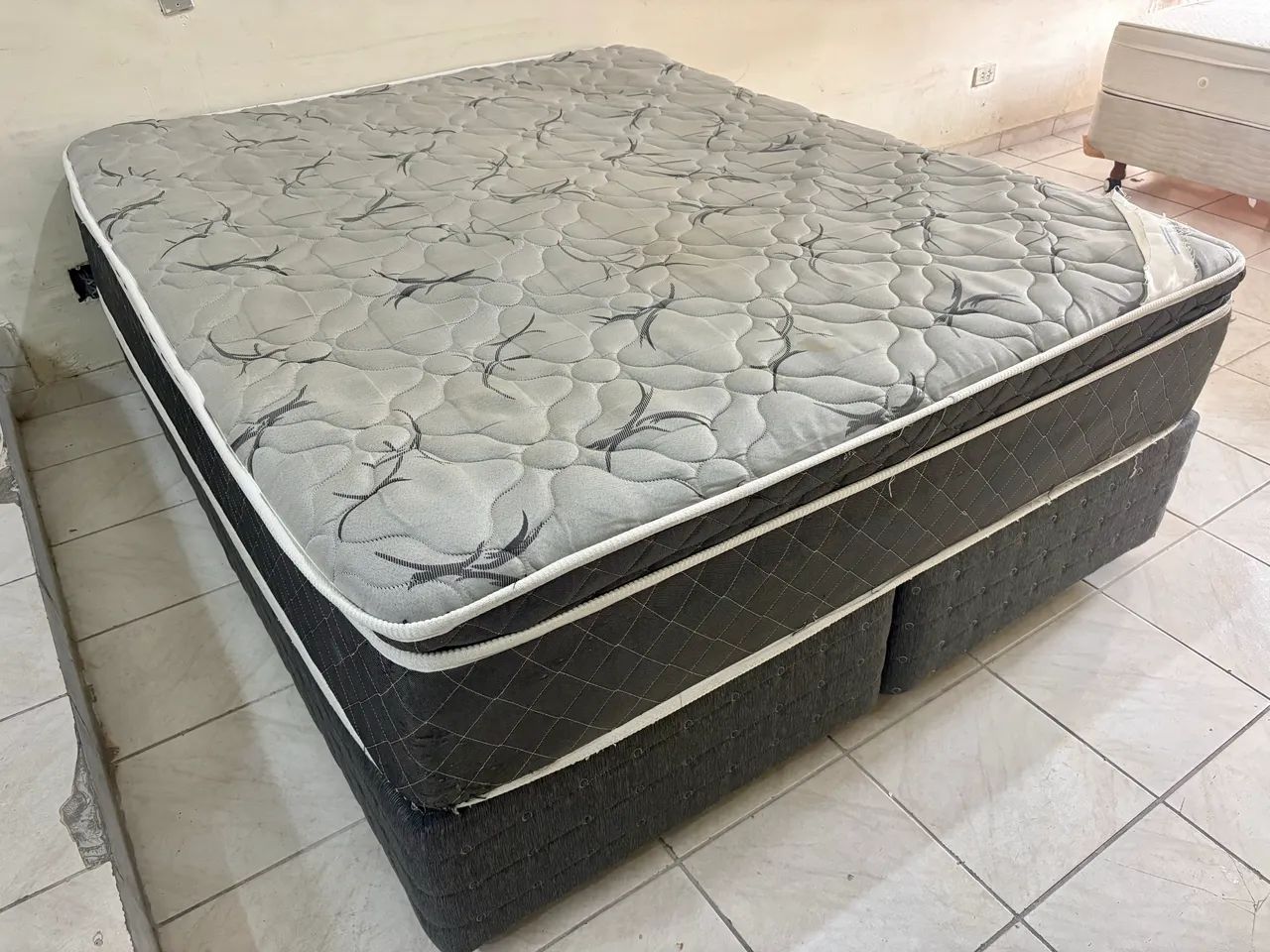 Cama box de casal Queen , cama Queen  - Foto 5