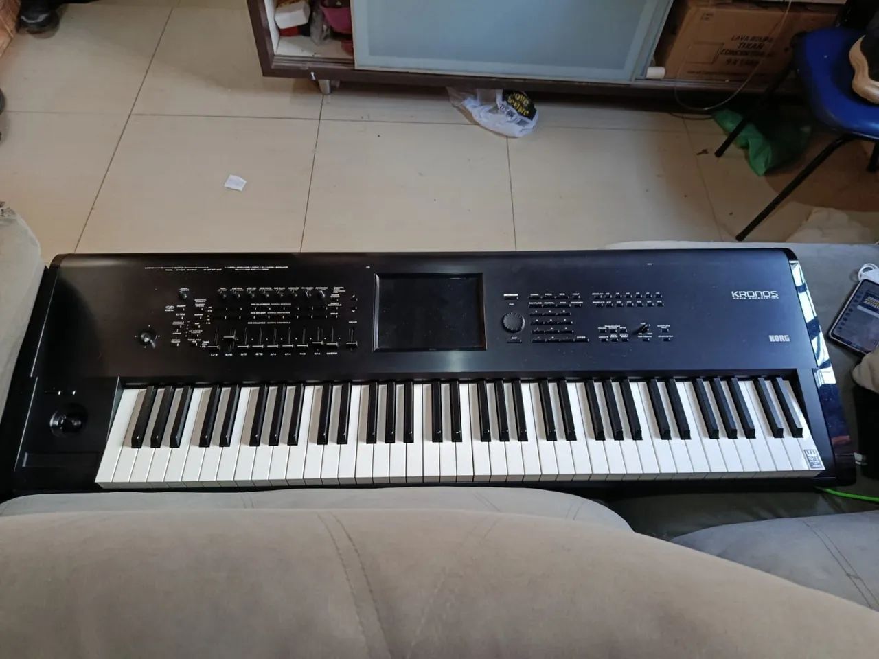 Vendo teclado kronos classic 73  - Foto 2