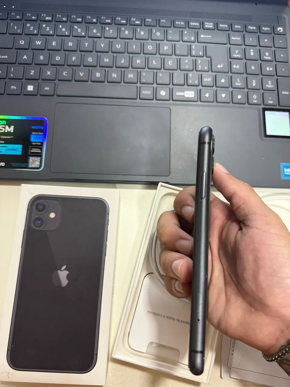 IPHONE 11 128g - Foto 2