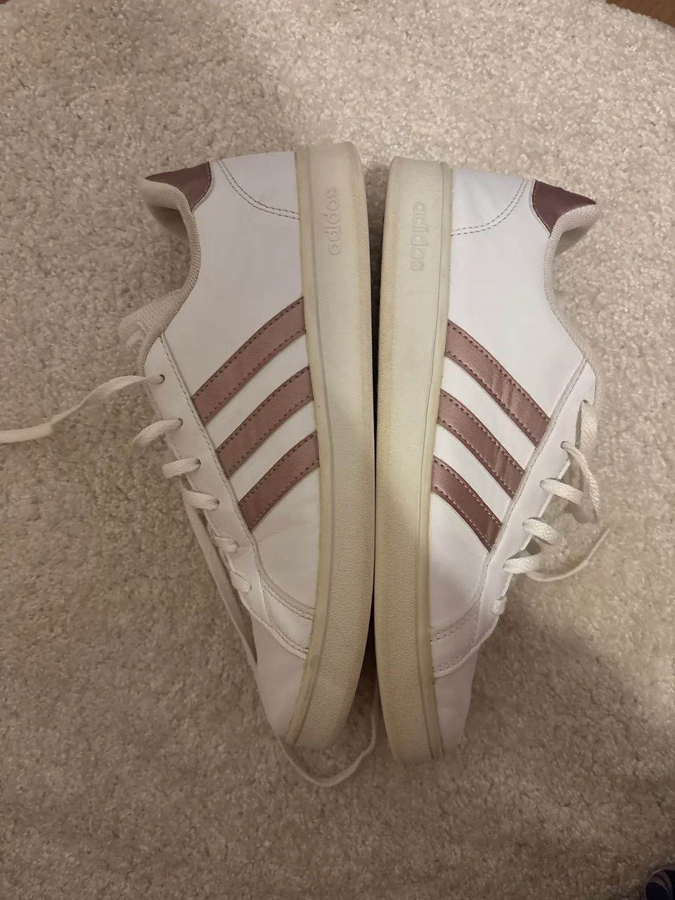Tênis adidas branco e rose número 36 - Foto 2