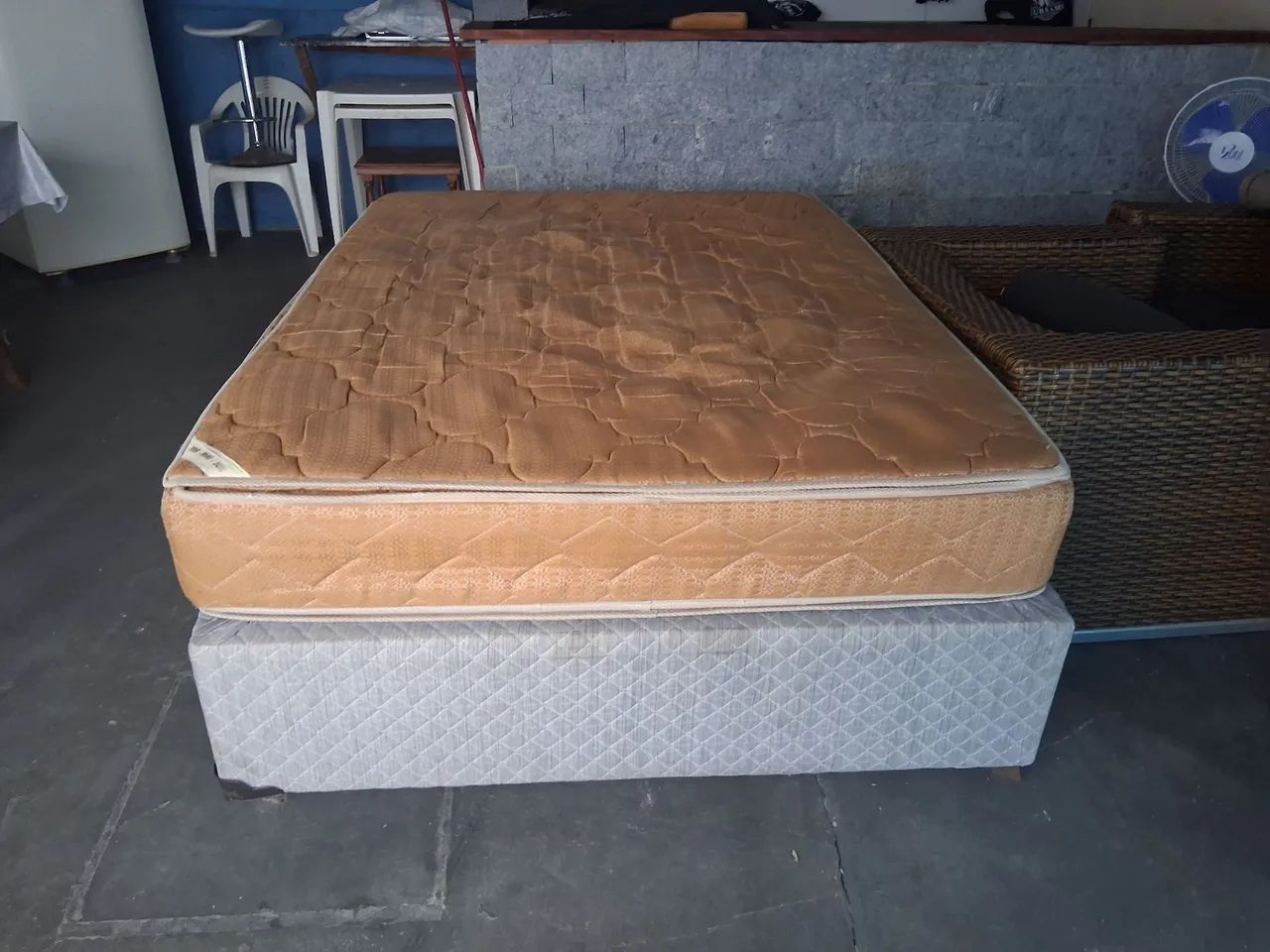 CAMA BOX