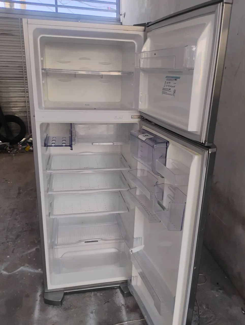Geladeira inox Eletrolux  - Foto 5