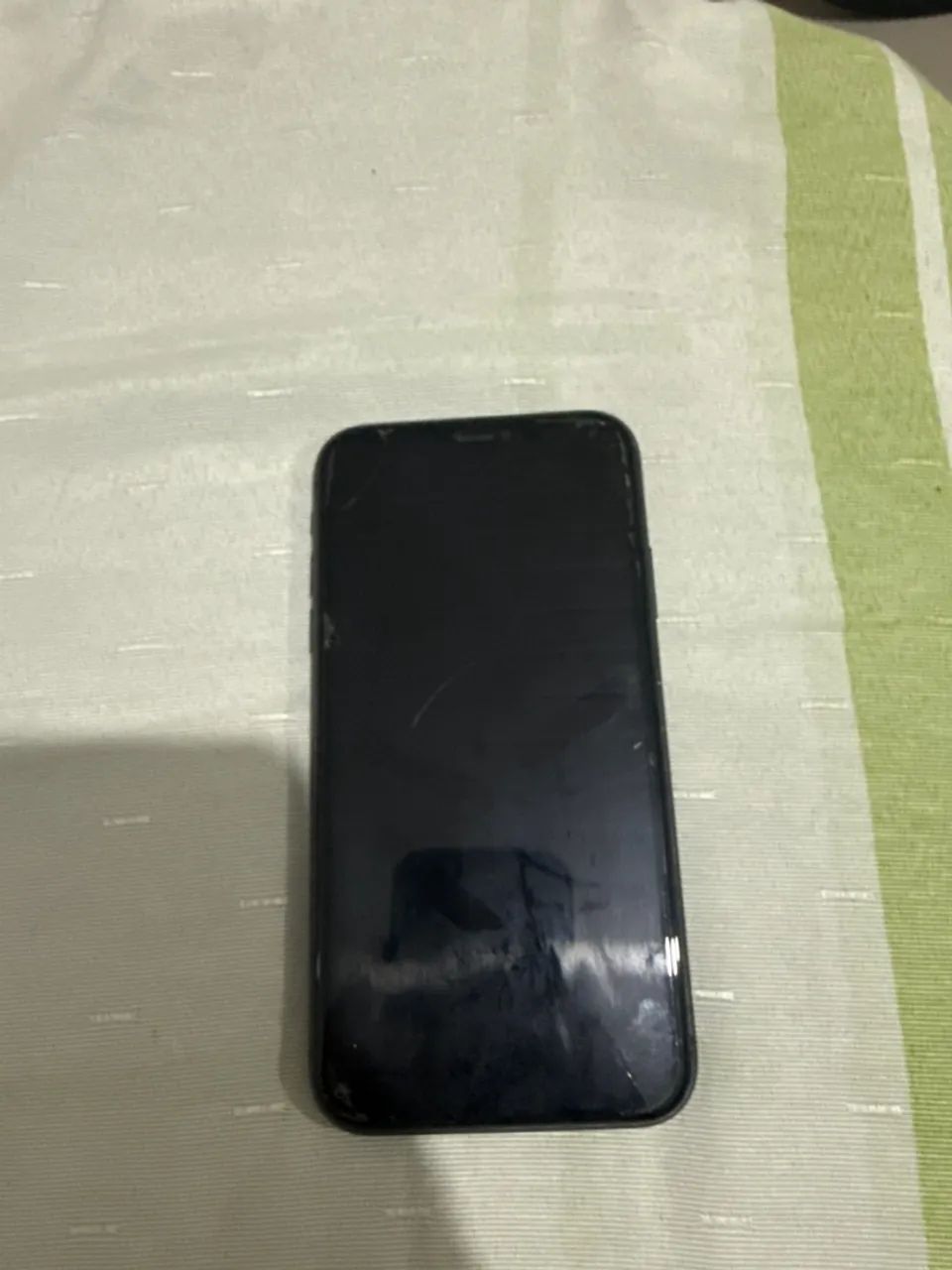 iPhone 11, 64 GB todo original  - Foto 2