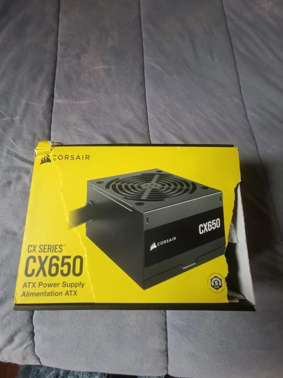 Fonte Corsair Serie CX650 - Foto 2