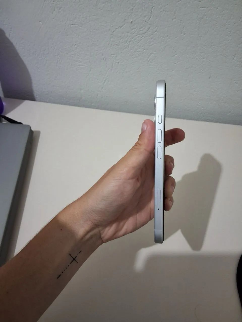 Vende-se iPhone 16  - Foto 3