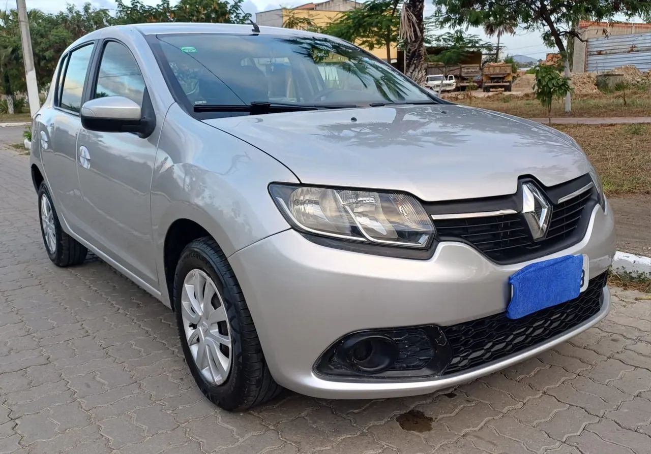 Renault Sandero 2015