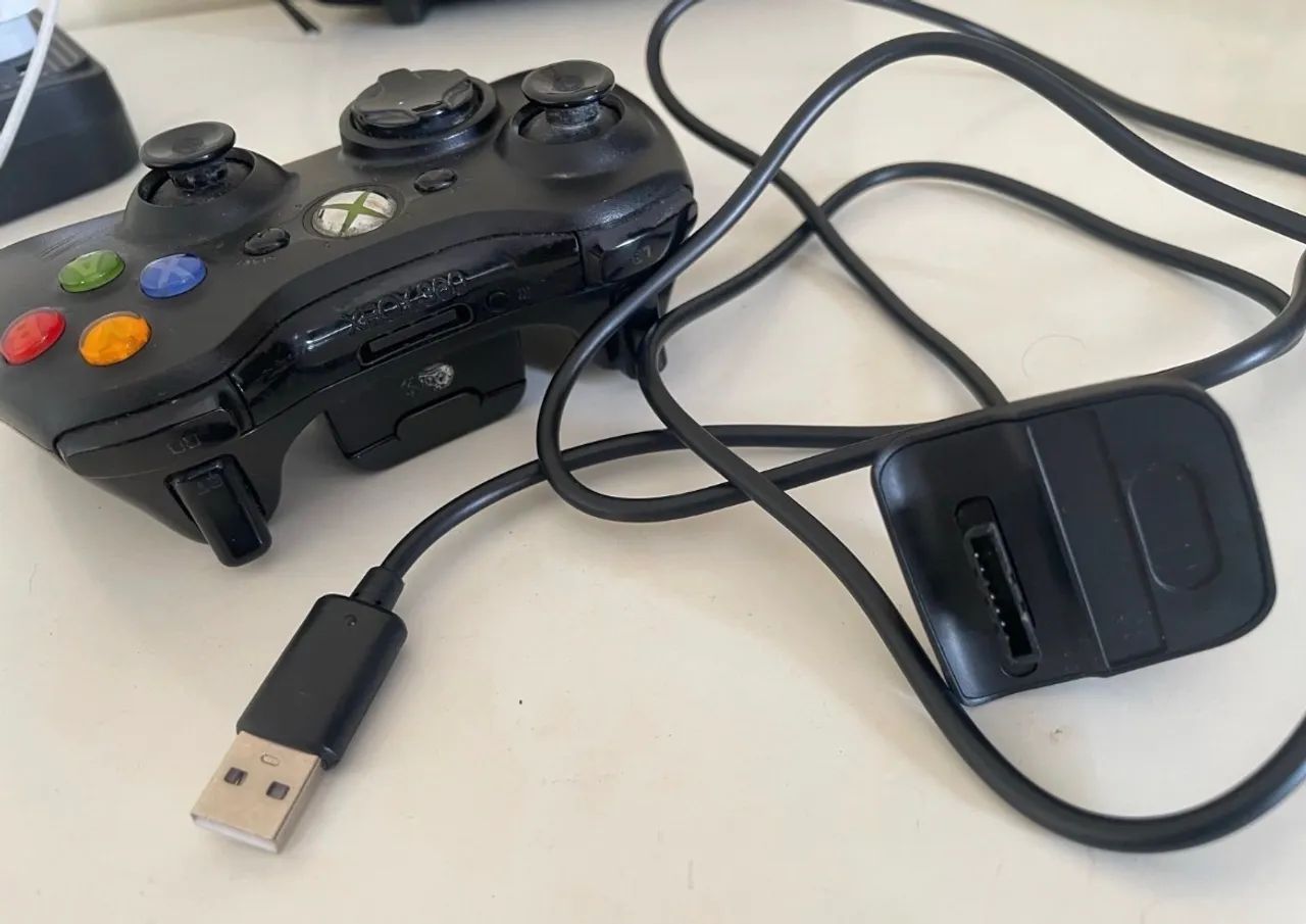 Xbox 360: 2 controles e 3 jogos - Foto 4