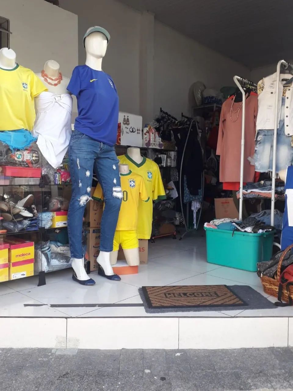 Loja de roupas e Variedades 