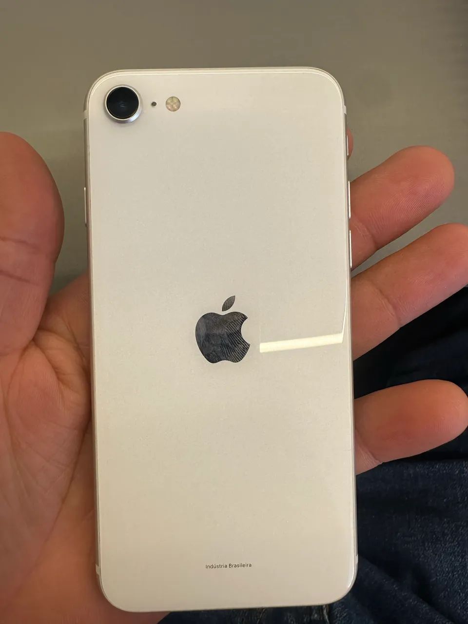Vendo Iphone SE 2 Geração. - Foto 4