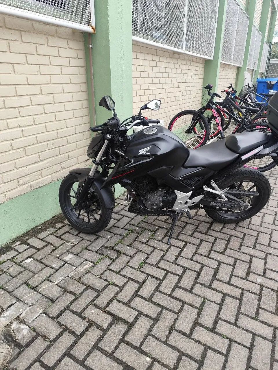 Cb 300 2023 - Foto 3