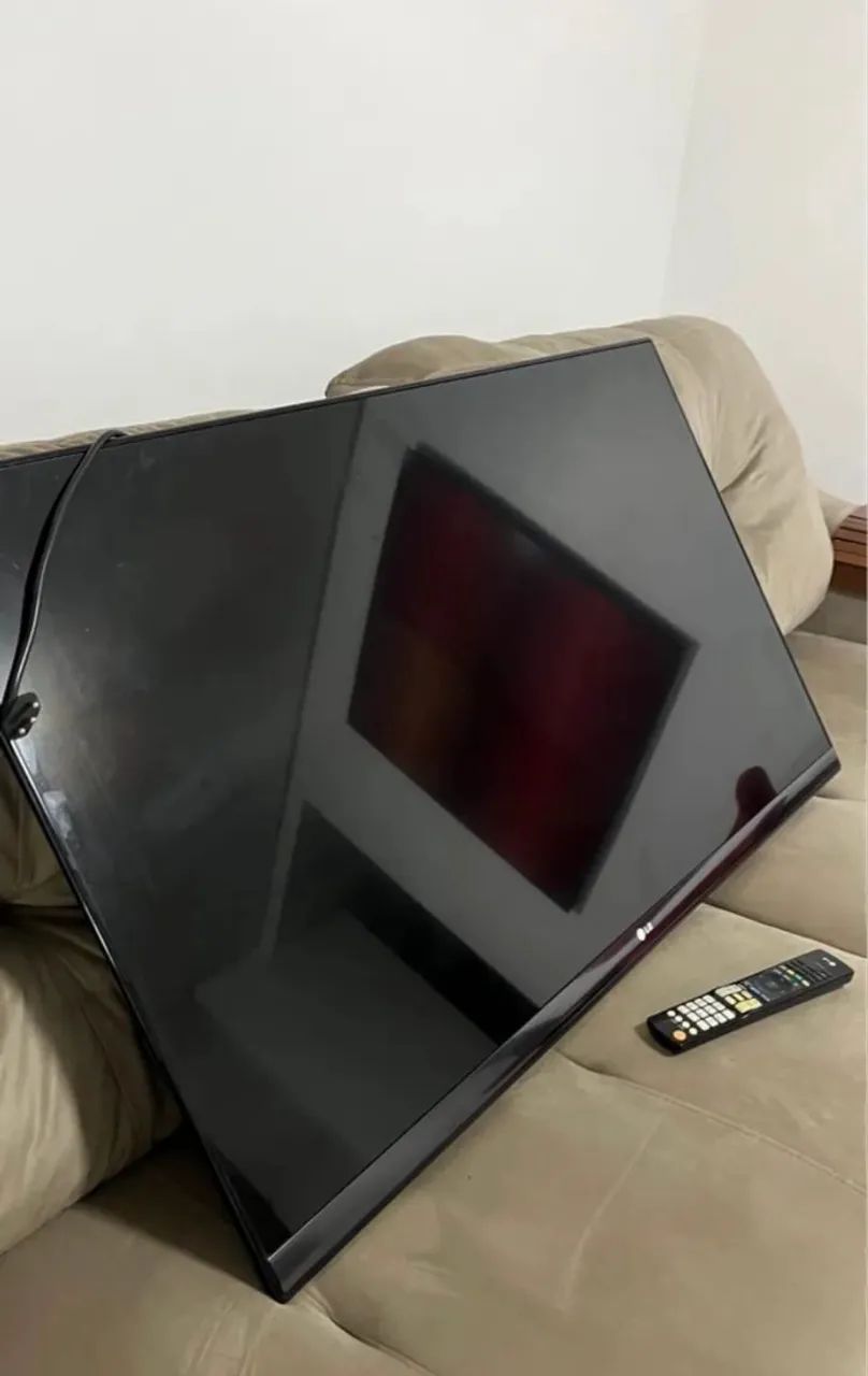 TV LG 44 POLEGADAS!