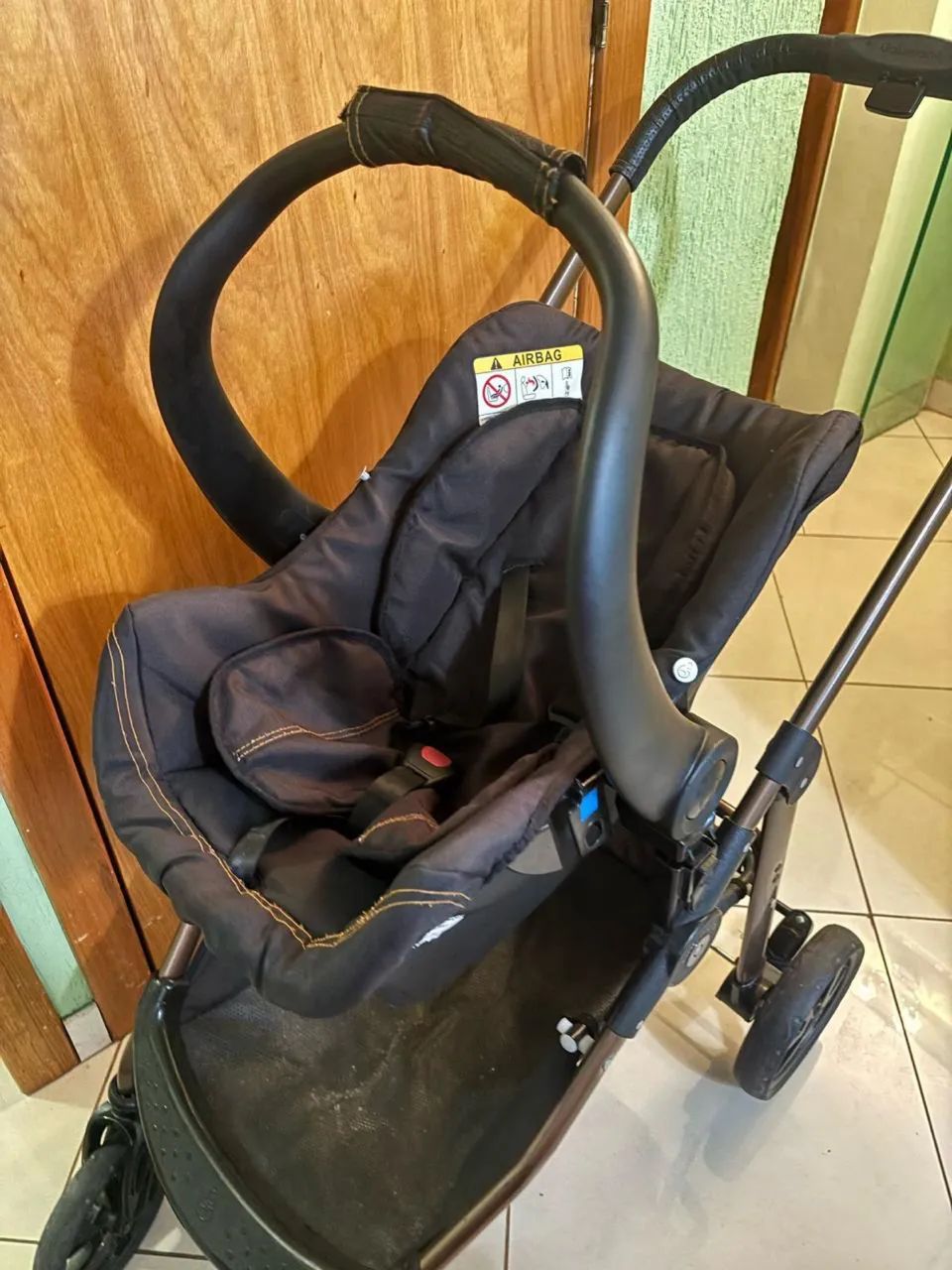 Carrinho de Bebê  + bebê conforto - Foto 5