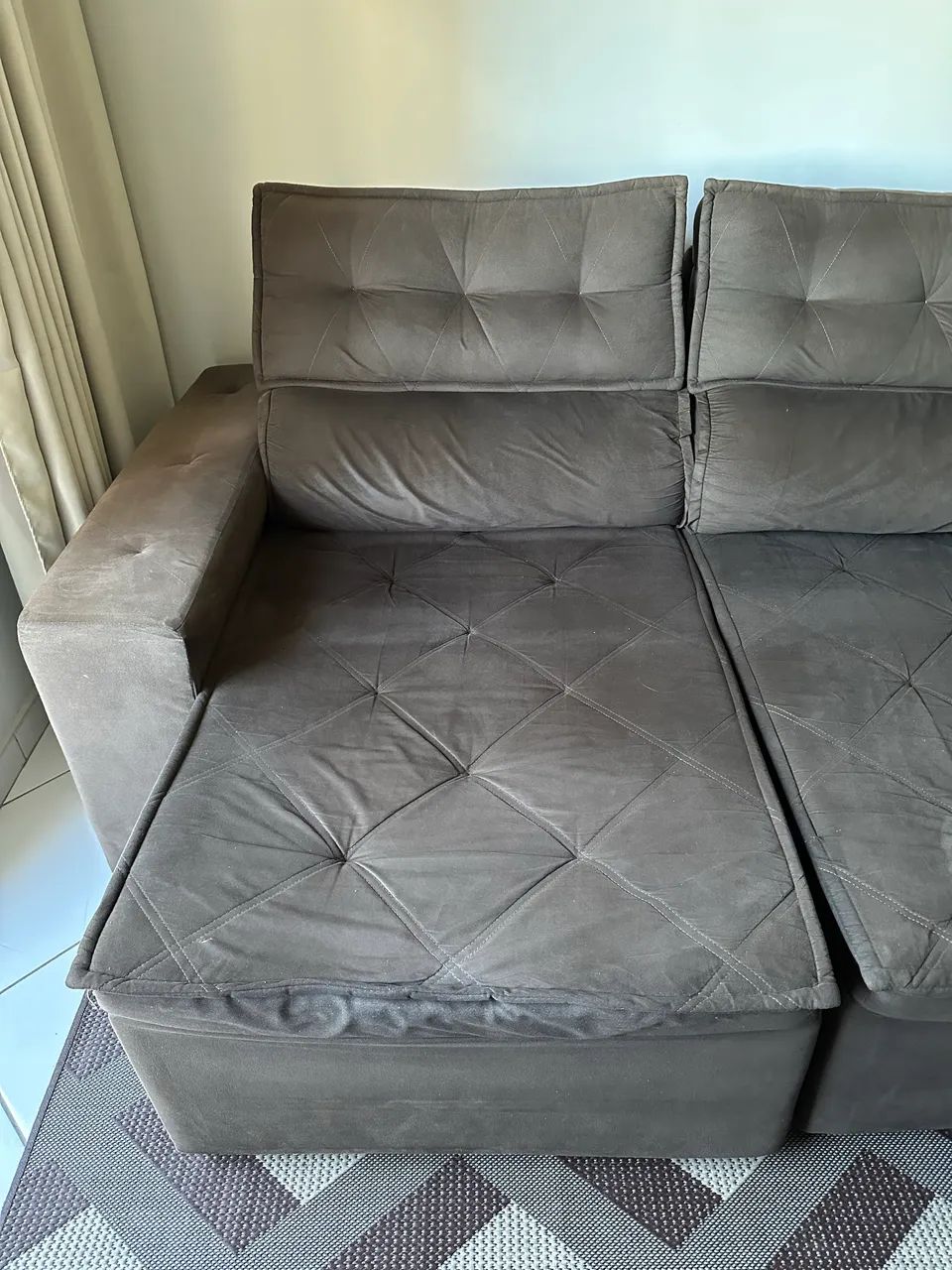 Sofá Austin 2,22m Retrátil, Reclinável com Molas no Assento e Almofadas, Tecido Suede Café - Foto 4