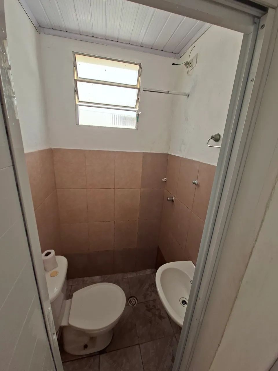 Pq Santo Antônio Jd Vaz de Lima - 02 comodos e WC - Foto 3