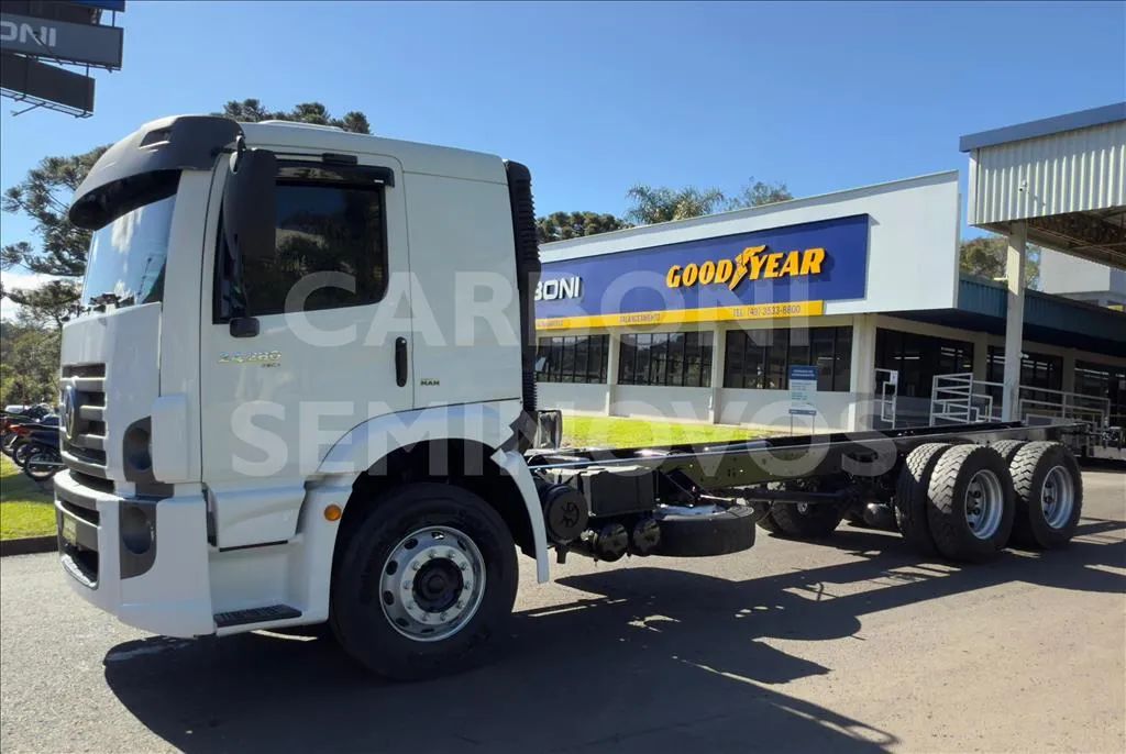 VOLKSWAGEN CONSTELLATION 24-280 CRM 6X2, ANO 2014/15 - Foto 7