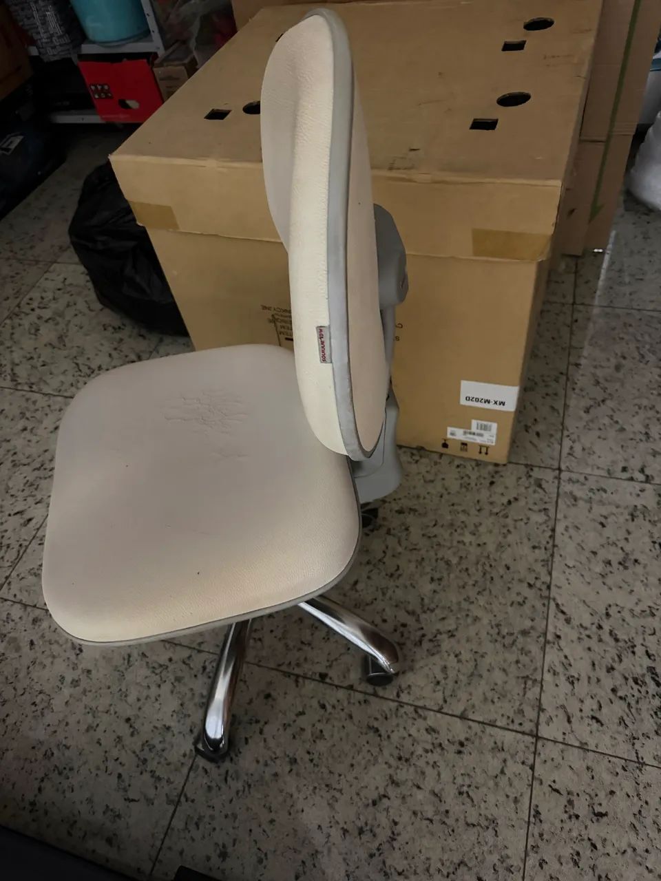 Cadeira para escritório  - Foto 4