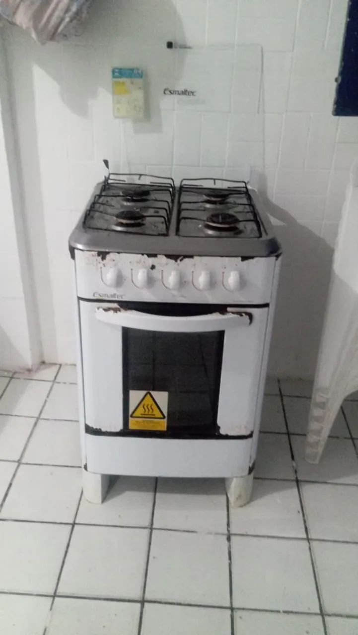 Geladeira e fogão 