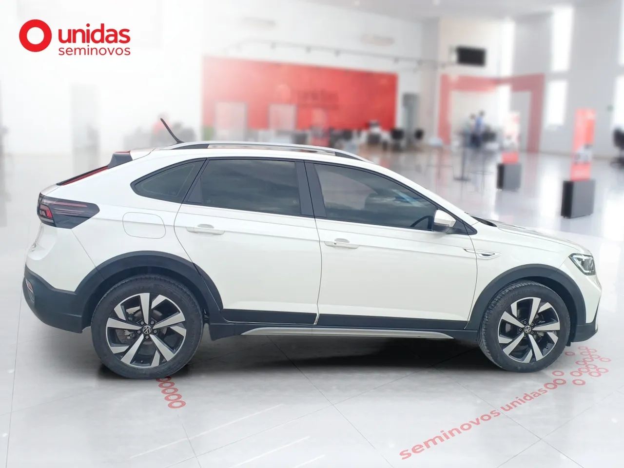 Volkswagen Nivus Highline 1.0 200 TSI Flex Aut., foto 5 de 16