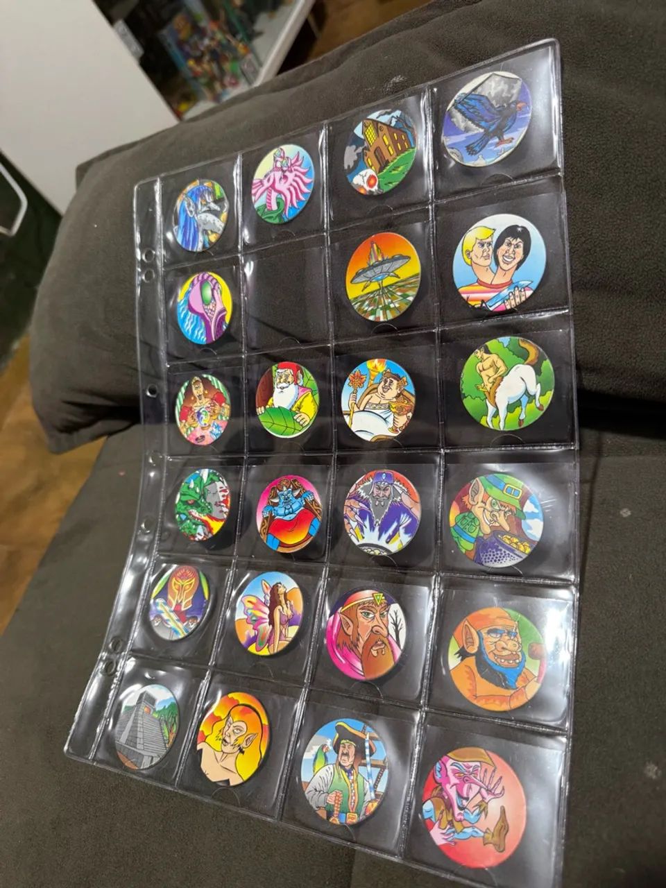 Tazos  Buzzy Monstros - Foto 4