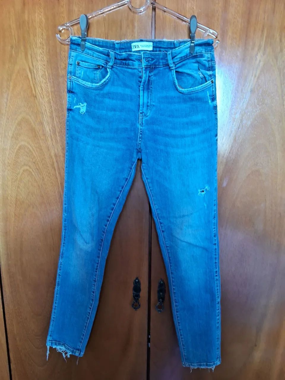 Calça Jeans Destroyed Zara - Tamanho  38