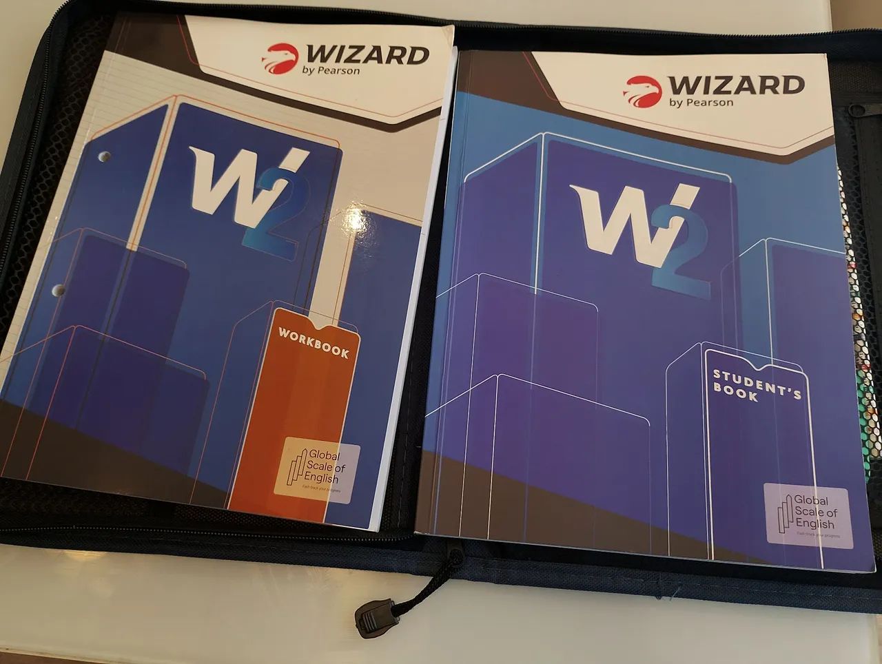 Material de inglês Wizard 2026 praticamente novo  - Foto 5