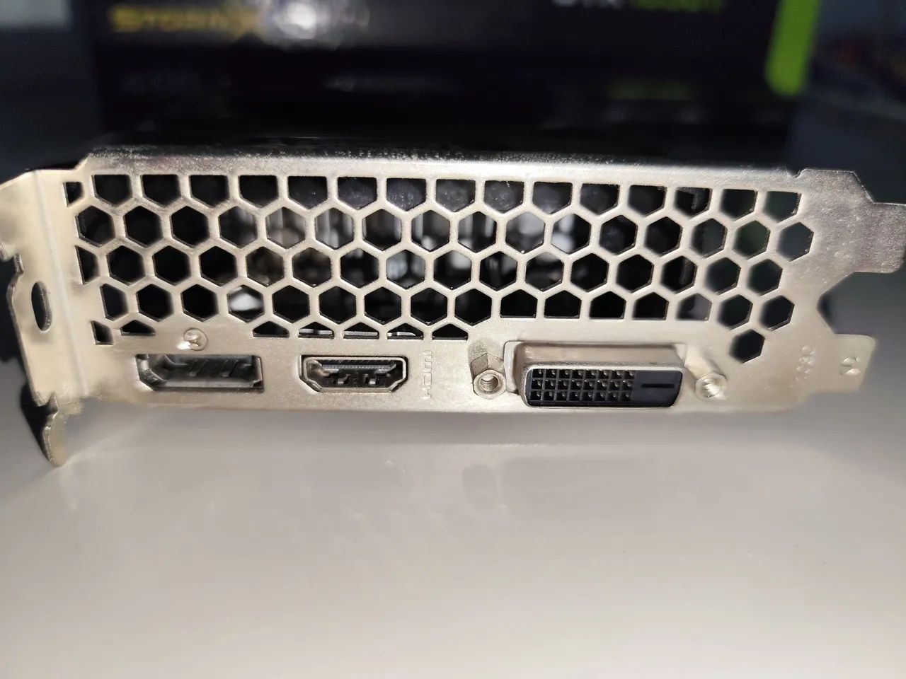 GTX 1050 Ti - Foto 3