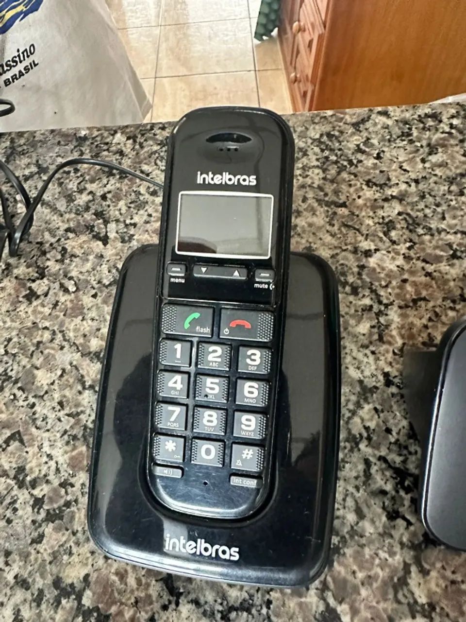 Vendo dois telefone de mesa Intelbras. - Foto 4