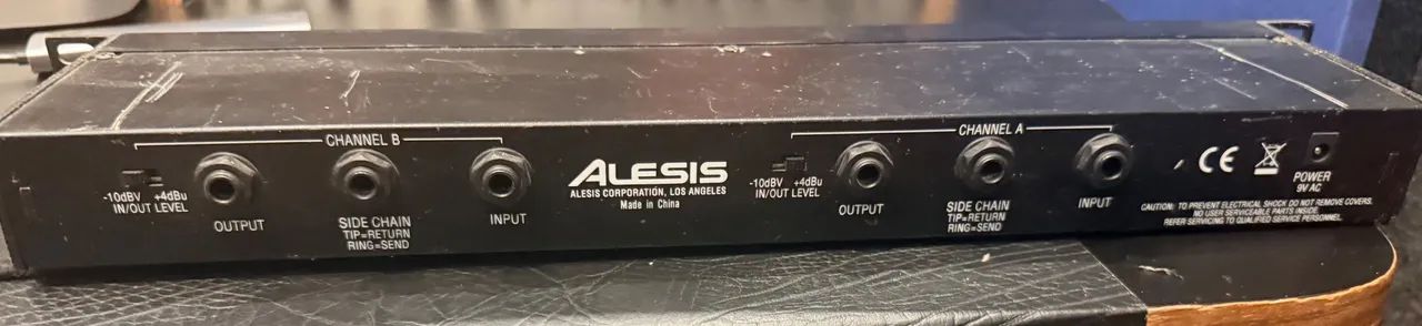 Compressor Alesis 3630 - Foto 2