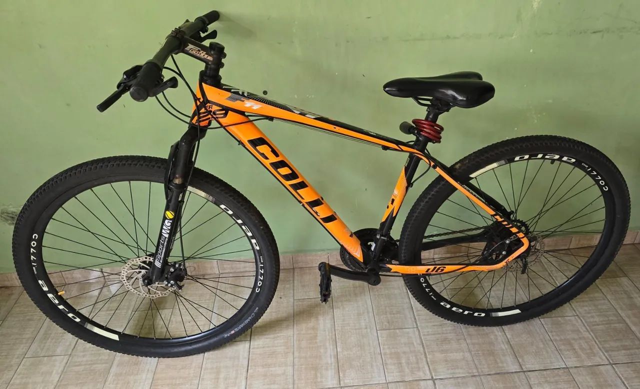 VENDO BICICLETA SEMINOVA COLLI