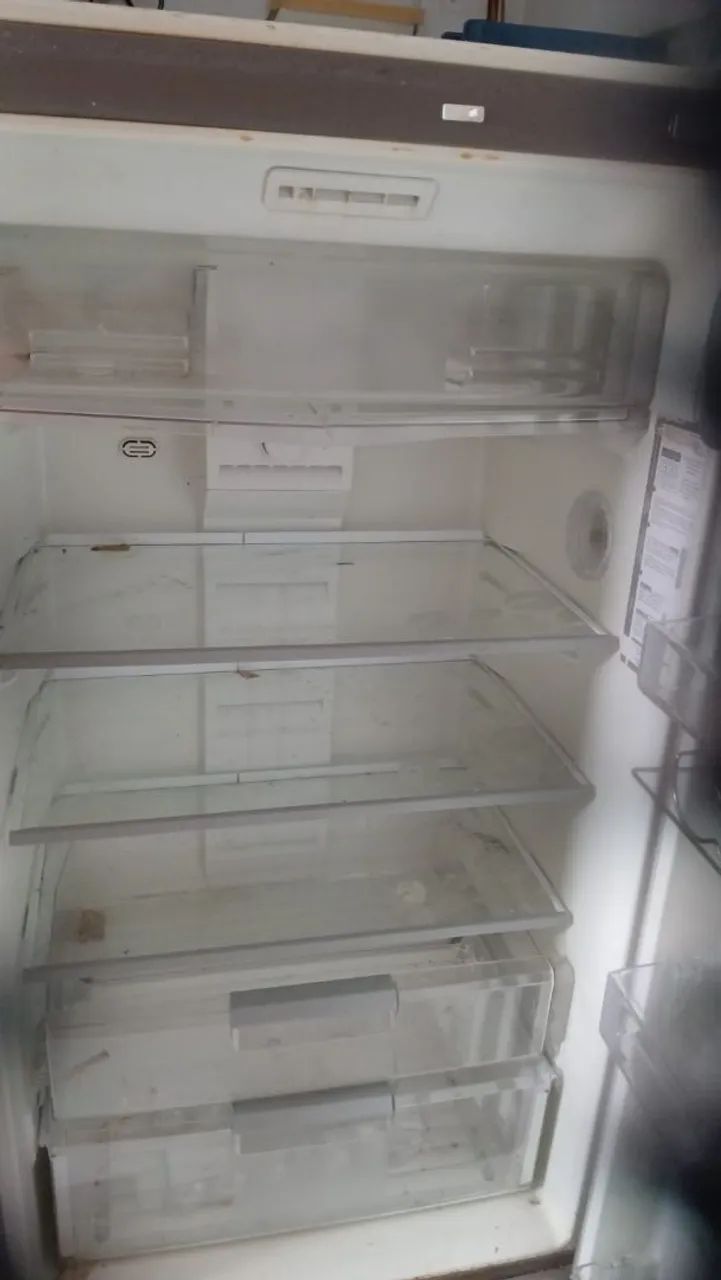 Geladeira com Defeito - Foto 2
