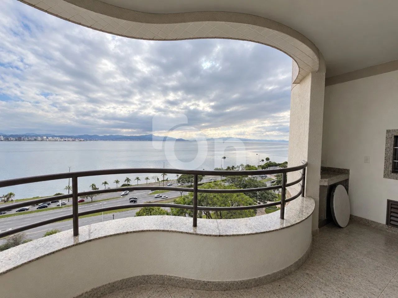 Apartamento de 4 dormitórios na Agronômica - Foto 4
