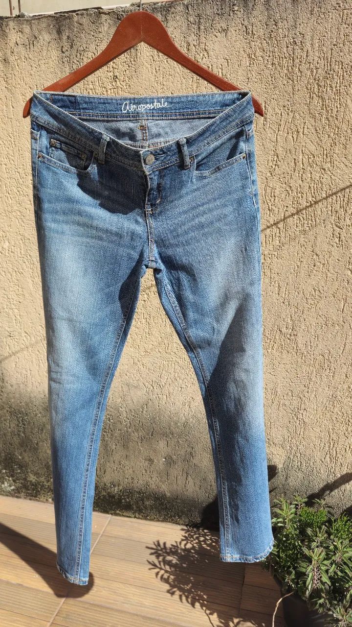 Calça fem Aeropostale 42