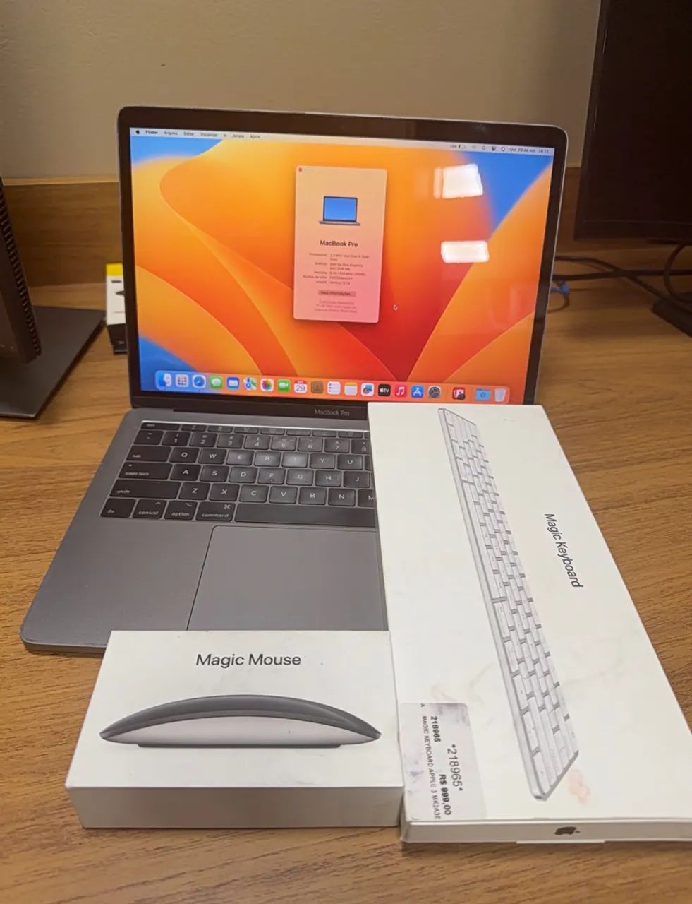 MacBook Pro 2017 - R$ 3.200 - teclado e mouse Apple  - Foto 3