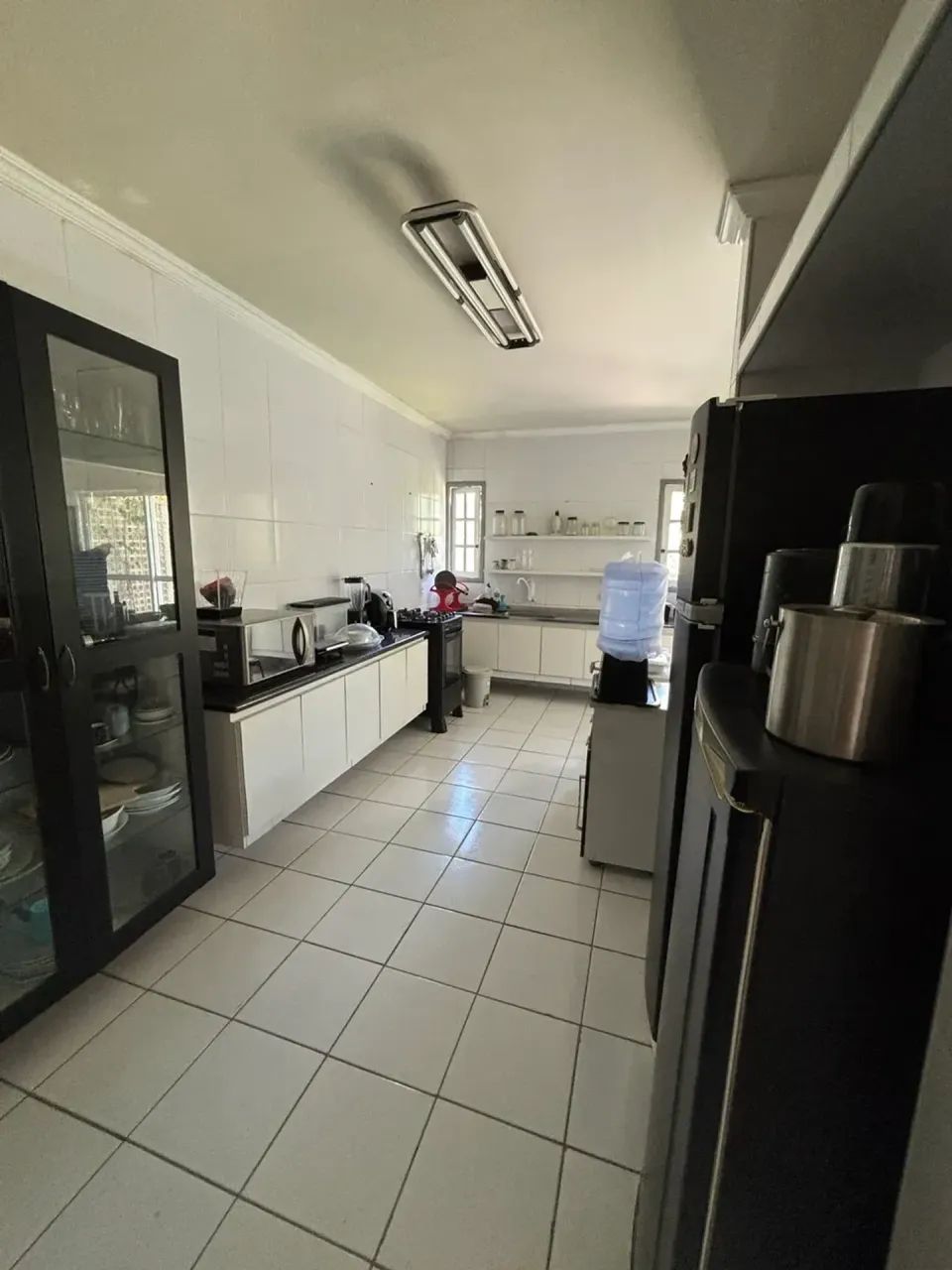 CASA COM ARQUITETURA MODERNA, BEIRA DE PISTA. - Foto 7