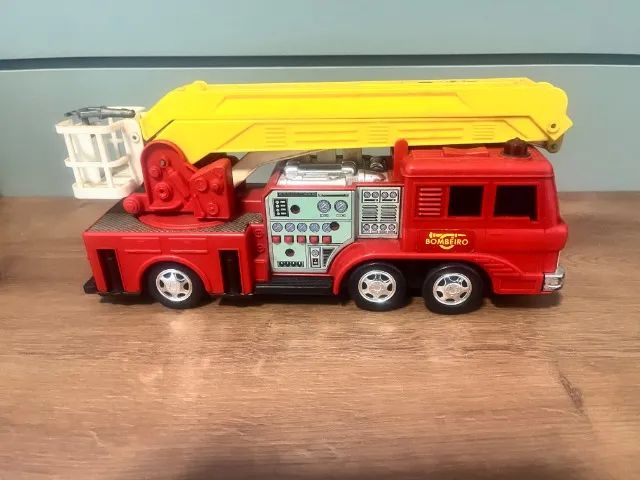 Bombeiro Estrela decada 80 90 marca estrela