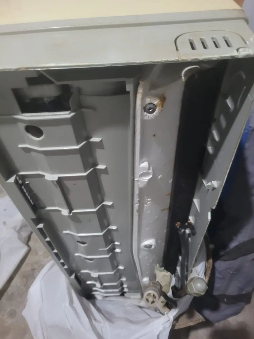Ar-Condicionado Electrolux 9.000 BTUs - Excelente Estado | Econômico e Silencioso - Foto 2