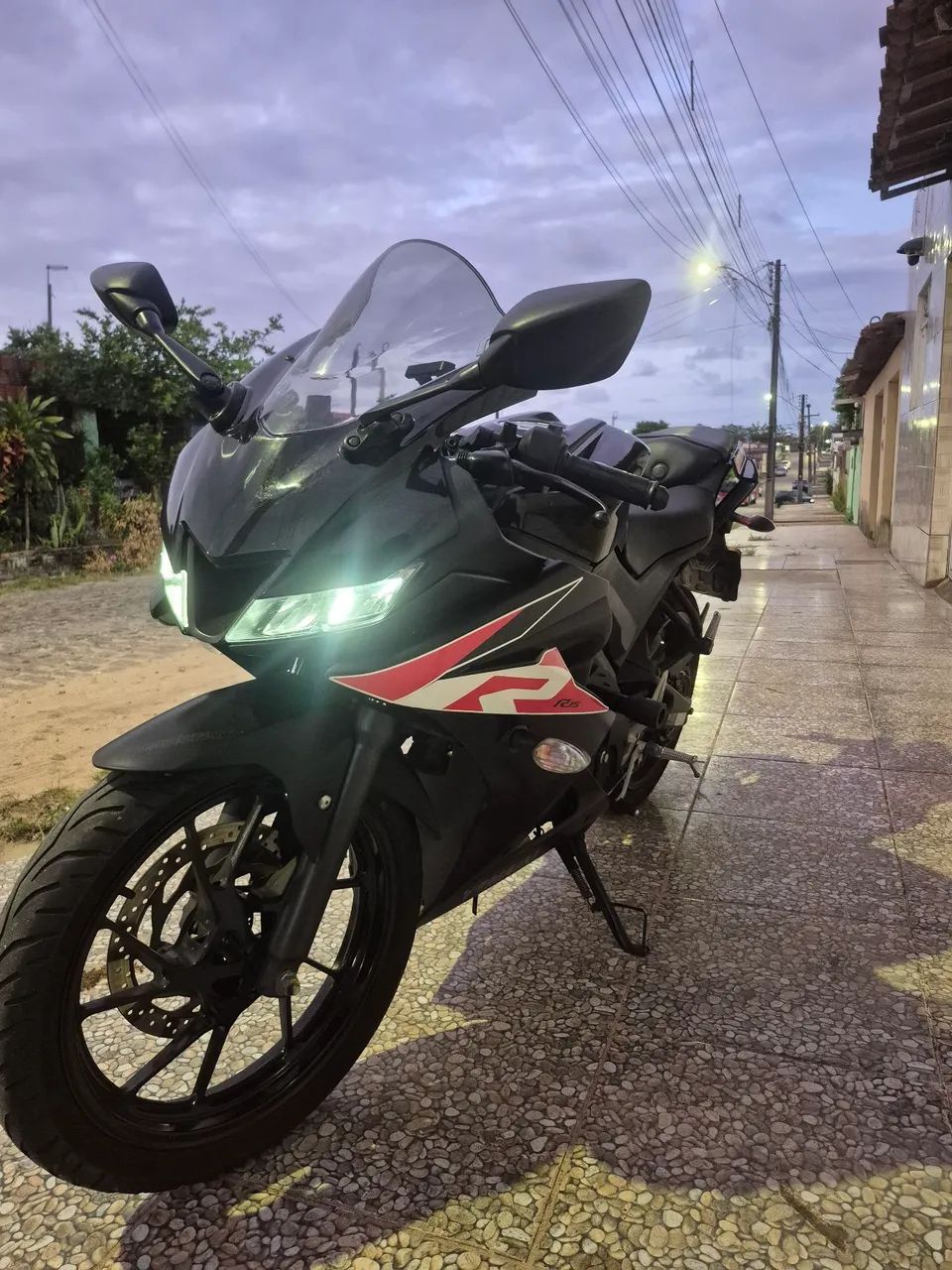 Yamaha r15 - Foto 2