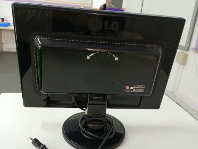 Monitores LCD 18,5 pol - Foto 2