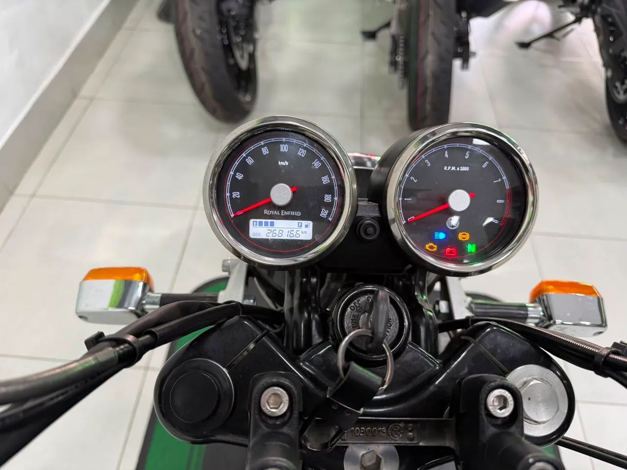 Royal Enfield Interceptor 650 - Foto 4