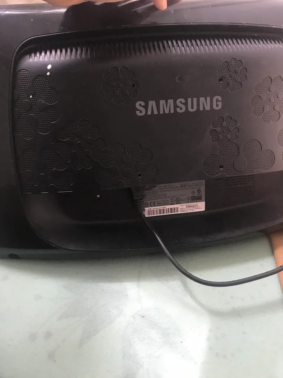 Vendo ou troco Monitor Samsung 19 polegadas  - Foto 3