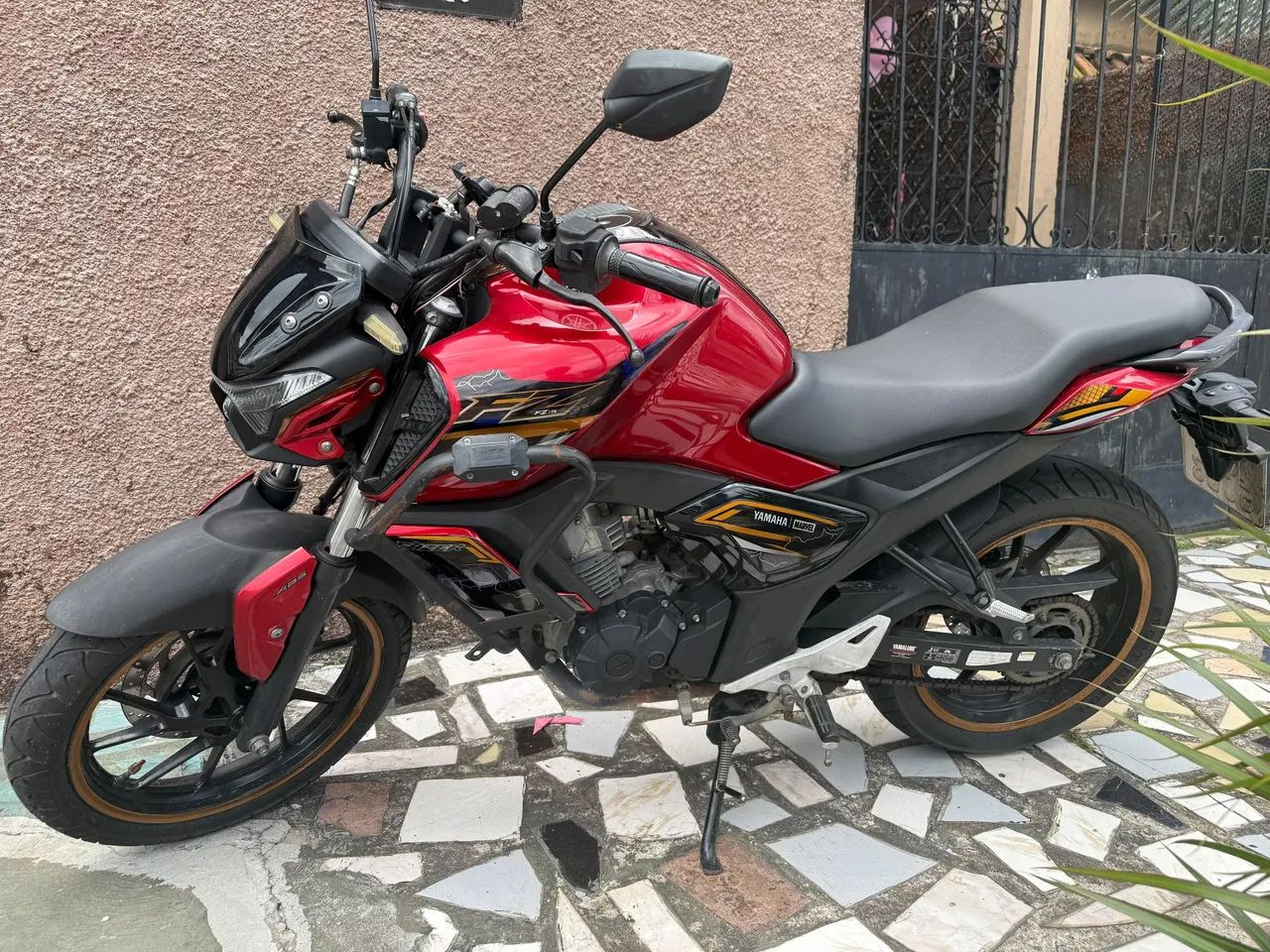 Moto Yamaha Factor 2023