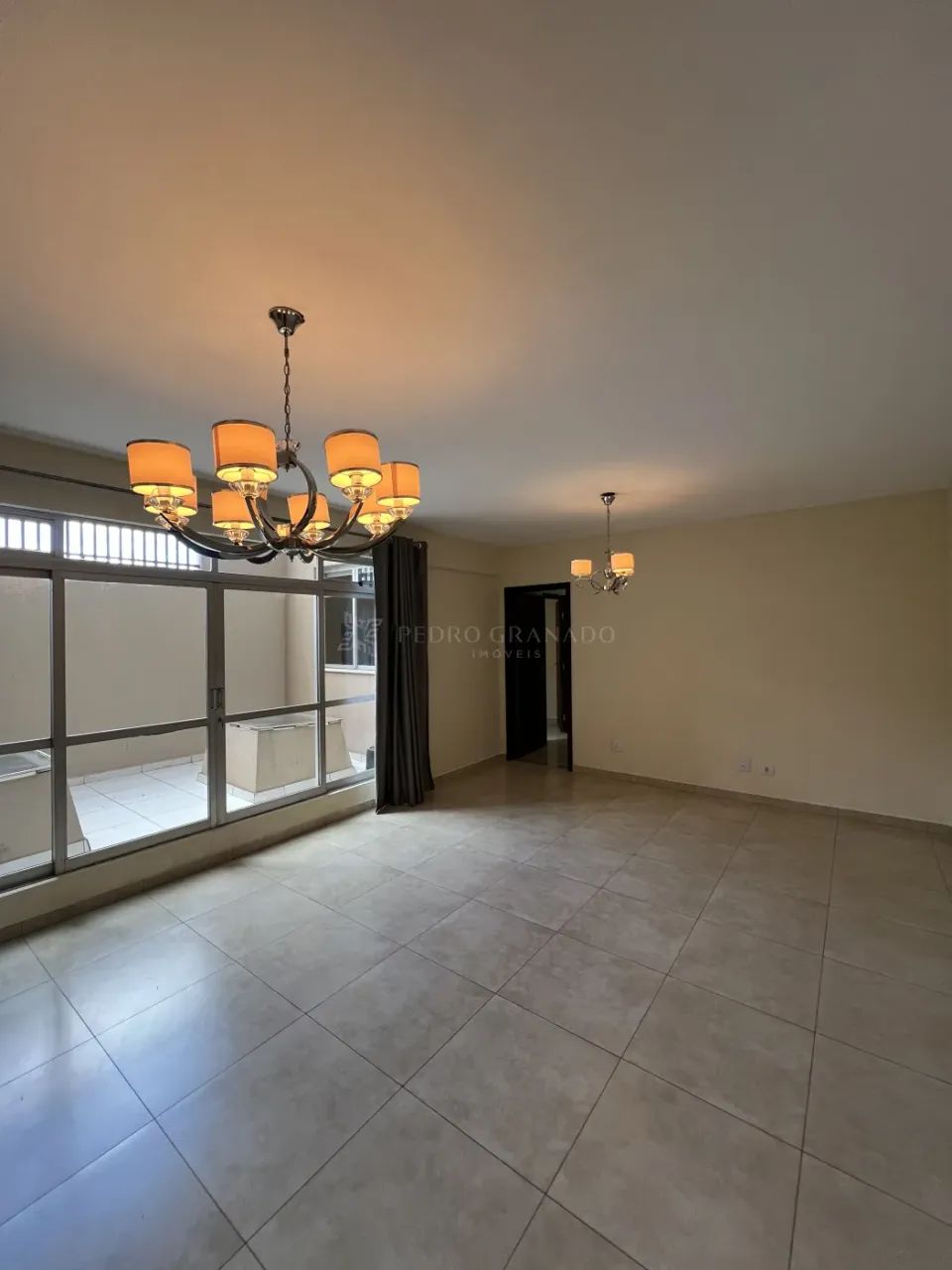Apartamento 03 dormitórios | Ed. Monte Castelo
