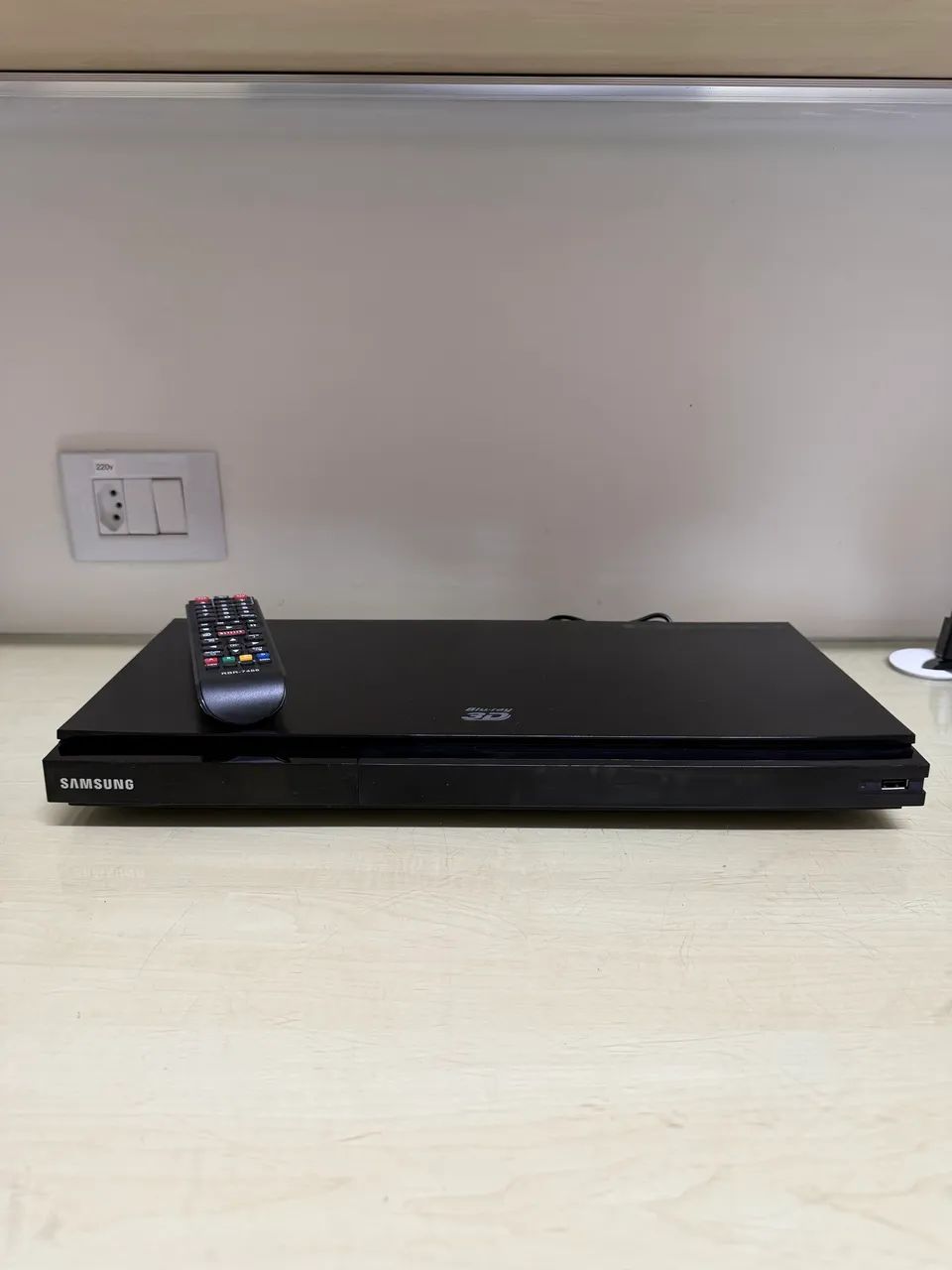 Blu-ray Player Samsung BD-D5500 3D com Controle - Funcionando Perfeitamente