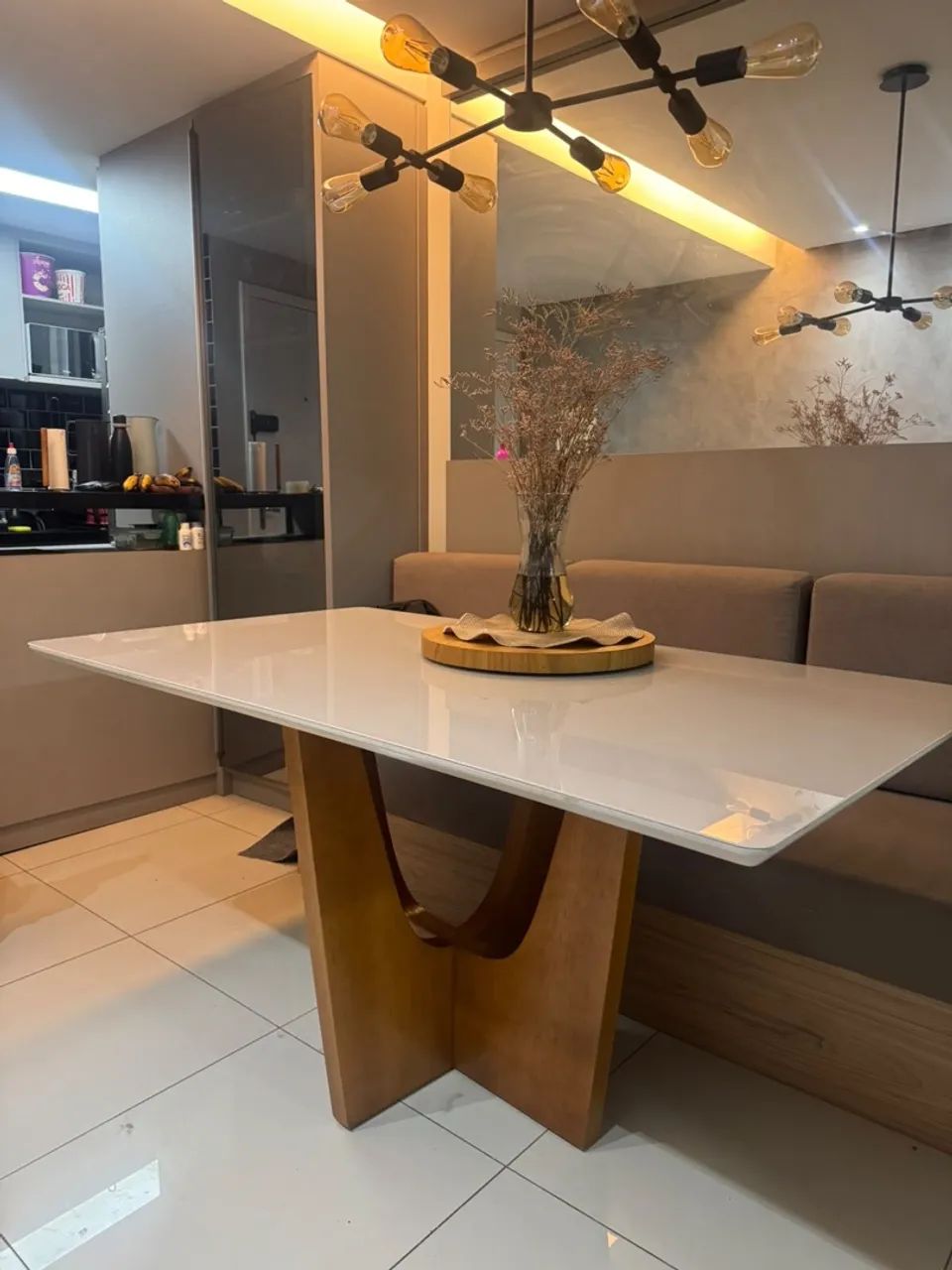 Mesa de 6 lugares nova