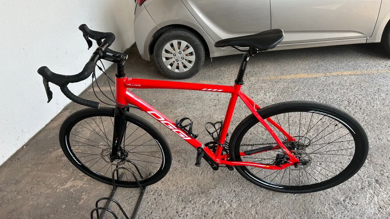 Bike Bicicleta OGGI Velloce Disc Shimano Claris 16v