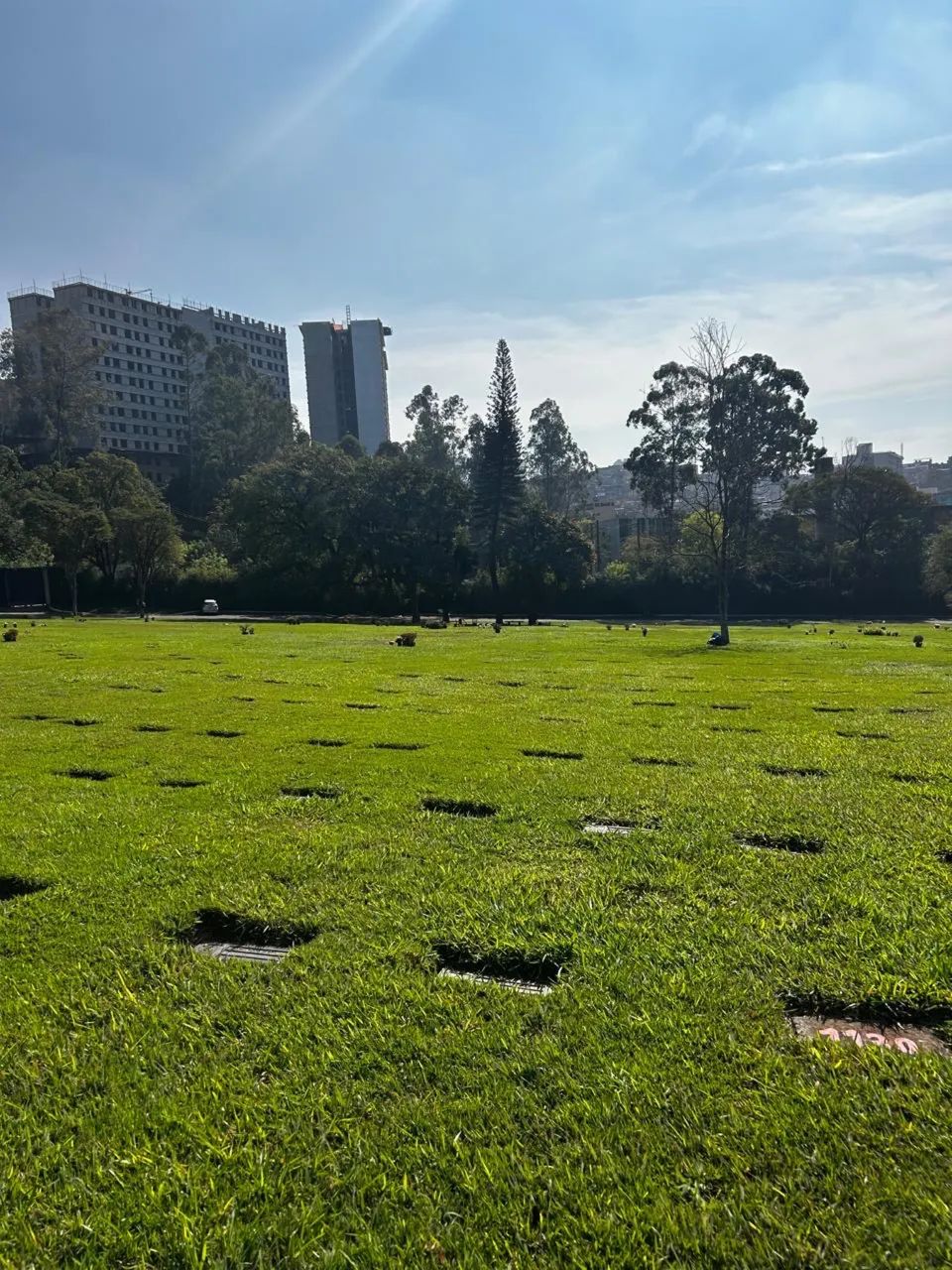 JAZIGO À VENDA - CEMITÉRIO PARQUE MORUMBY - Foto 2