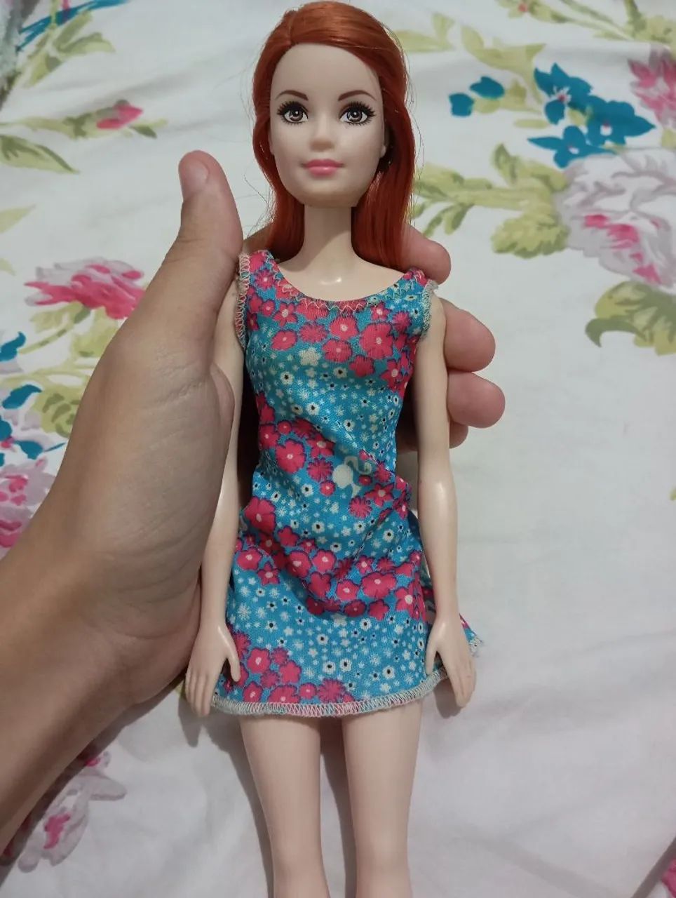 Boneca Barbie ruiva básica - Foto 5